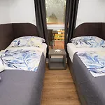 Authentic Dalmatia Kemping Pirovac