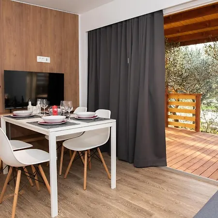 Campingplads Authentic Dalmatia Pirovac