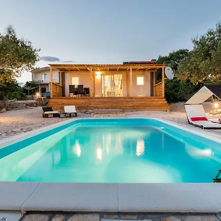 Authentic Dalmatia Campingplads Pirovac
