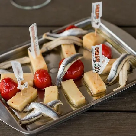 キャンプ場 Authentic Dalmatia ピロヴァッツ