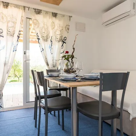 Campsite Authentic Dalmatia Pirovac