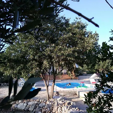 Authentic Dalmatia * Pirovac