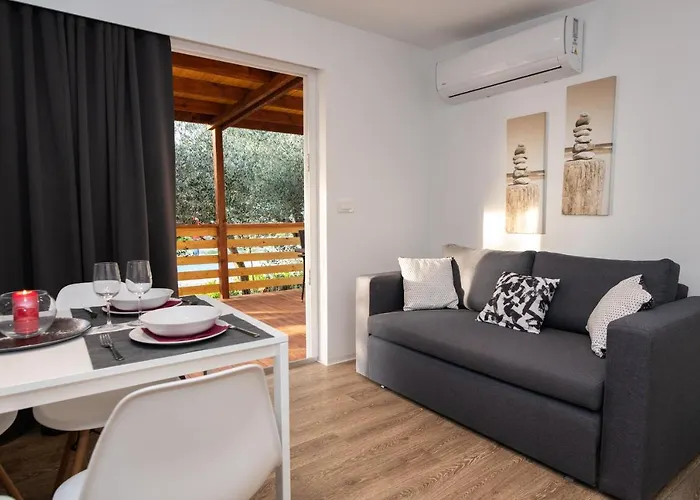 Authentic Dalmatia Pirovac