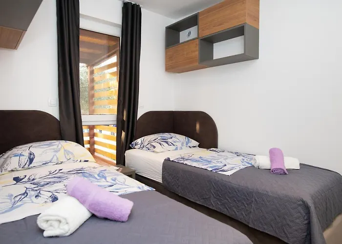 Authentic Dalmatia Kamp Pirovac