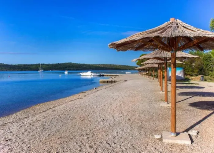 אתר קמפינג Authentic Dalmatia *