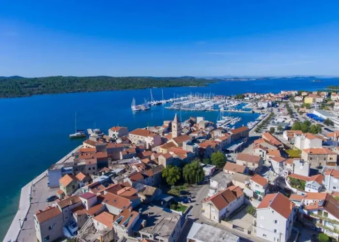 Authentic Dalmatia Pirovac